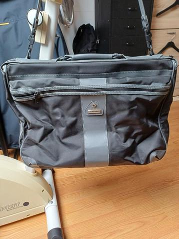 Samsonite reistas beschikbaar voor biedingen
