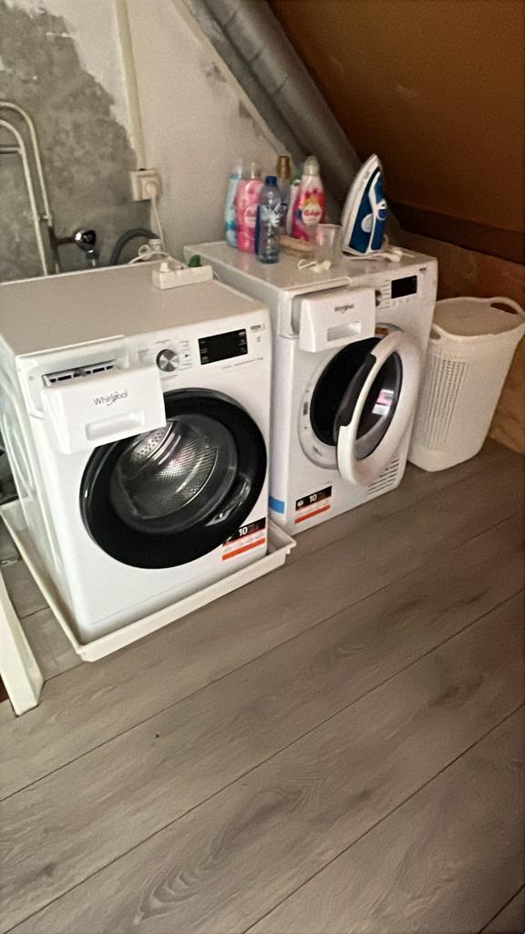 Whirlpool Washing machine and dryer ready for pick up 29 Dec, Witgoed en Apparatuur, Wasmachines, Zo goed als nieuw, 6 tot 8 kg