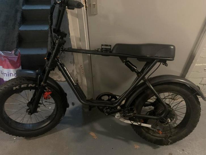 Accu gezocht voor Matrix Ryder C91 fatbike, Fietsen en Brommers, Fietsaccessoires | Fietsaccu's, Ophalen of Verzenden