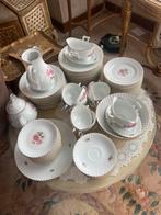 Romantisch servies met roosjes, Ophalen