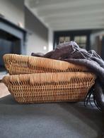 Twee rieten ronde mandjes, Hobby en Vrije tijd, Picknickmanden, Ophalen of Verzenden, Zo goed als nieuw