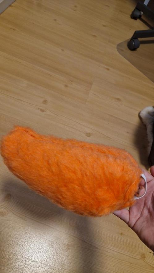Oranje fursuit staart, Hobby en Vrije tijd, Kostuums, Theaterbenodigdheden en LARP, Gebruikt, Overige typen, Ophalen