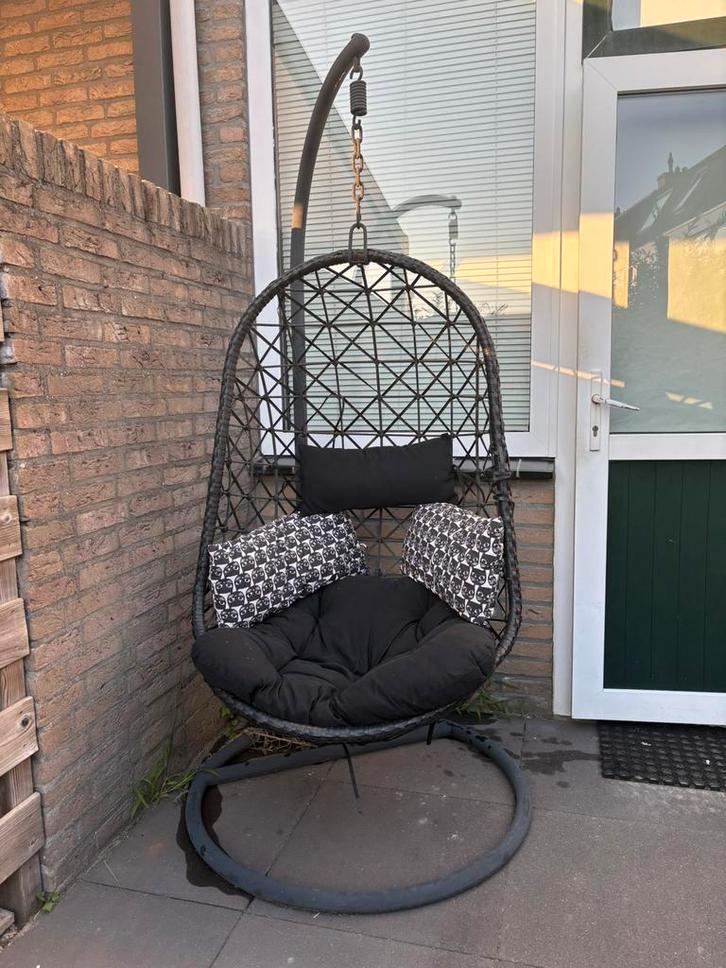 Ei/hangstoel tuin, Tuin en Terras, Tuinstoelen, Gebruikt, Metaal, Ophalen