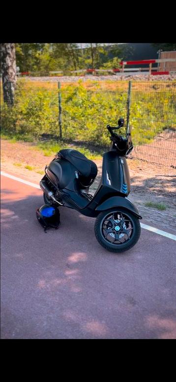 Vespa Sprint Sport 80cc - Unieke Scooter! beschikbaar voor biedingen