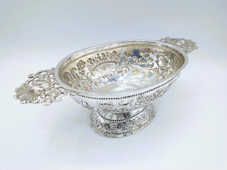 Friese zilveren brandewijnkom, ca. 1780, Antiek en Kunst, Antiek | Goud en Zilver, Zilver, Verzenden
