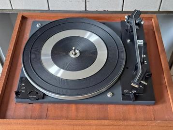 DUAL 1210 platenspeler met M75 shure element beschikbaar voor biedingen