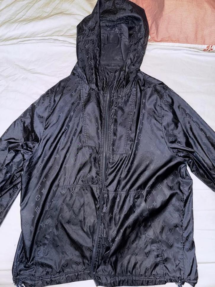 Louis Vuitton Jas - Dubbelzijdig - Maat 48, Kleding | Heren, Jassen | Zomer, Zo goed als nieuw, Maat 52/54 (L), Zwart, Ophalen of Verzenden