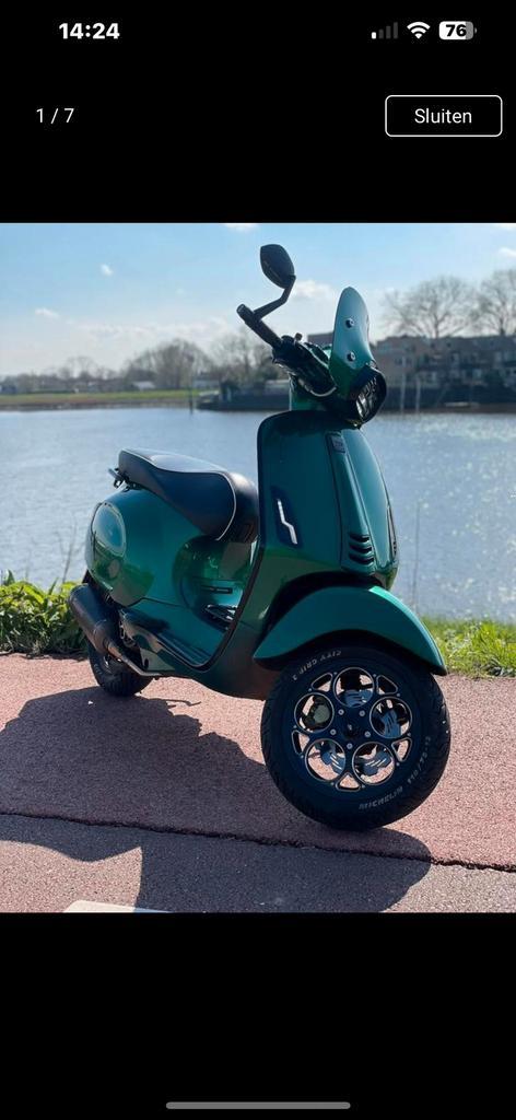 Vespa sprint 80cc, Fietsen en Brommers, Scooters | Vespa, Zo goed als nieuw, Overige modellen, Benzine, Ophalen