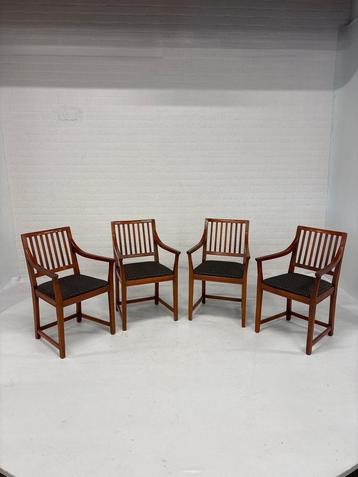 Set van 4 Schuitema Jugendstil stoelen beschikbaar voor biedingen