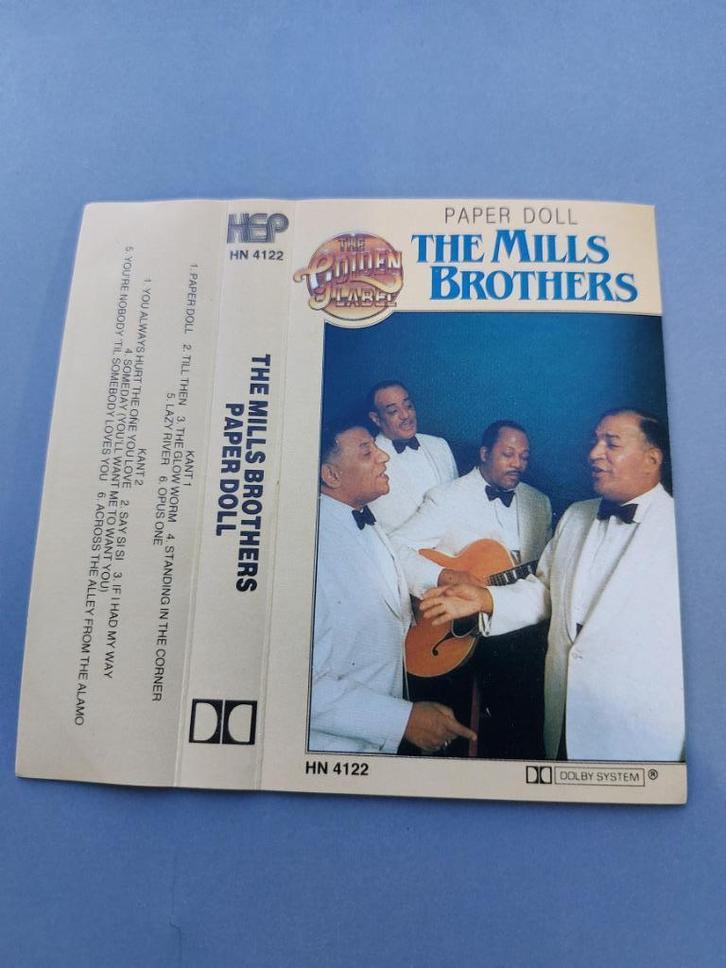 THE MILLS BROTHERS - PAPER DOLL (CASSETTEBANDJE), Cd's en Dvd's, Cassettebandjes, Zo goed als nieuw, Origineel, Jazz en Blues