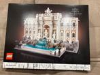 Lego 21062 Trevi Fontein - Compleet met doos en instructies, Ophalen of Verzenden, Zo goed als nieuw, Complete set, Lego