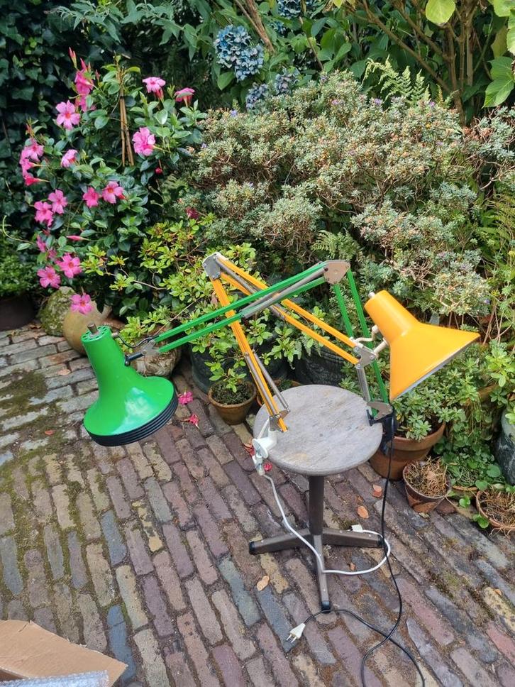 Twee vintage architectenlampen geel groen, Huis en Inrichting, Lampen | Tafellampen, Gebruikt, Minder dan 50 cm, Ophalen of Verzenden