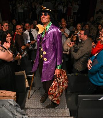 Stripfiguren en sprookjeskleding te huur max €22 compleet pp beschikbaar voor biedingen