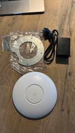 Ubiquiti UniFi AP AC Pro – Krachtige Dual-Band Access Point, Computers en Software, Accesspoints, Ophalen of Verzenden, Gebruikt