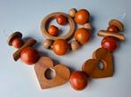 Retro houten rammelaar en kinderwagen/maxicosy-spanner, Ophalen of Verzenden, Gebruikt, Rammelaar