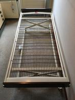 Eenpersoonsbed (inklapbaar) met matras (190 x 80 cm.), Huis en Inrichting, Slaapkamer | Bedden, Ophalen, Eenpersoons, Wit, Jaren '70 / Vintage / Tijdloos