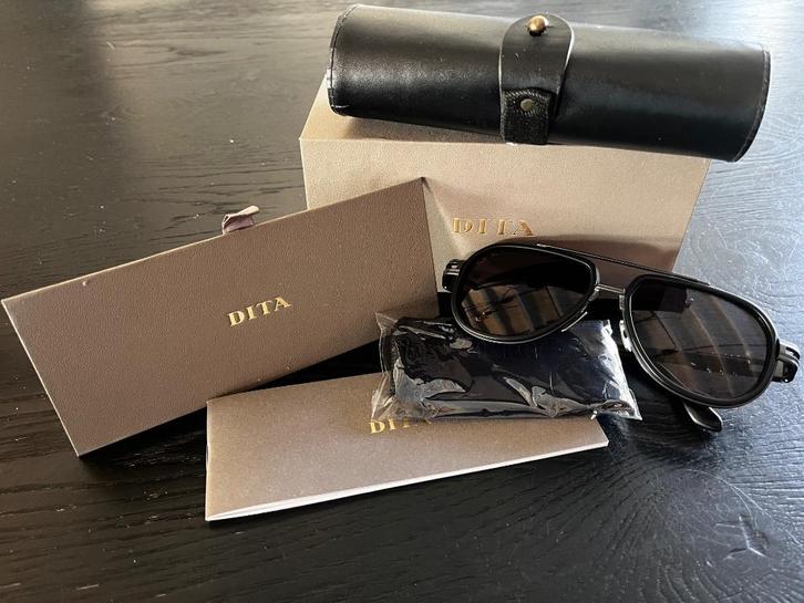 Dita zonnebril black-iron DTS-441-02A, Sieraden, Tassen en Uiterlijk, Zonnebrillen en Brillen | Heren, Zo goed als nieuw, Zonnebril