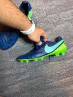 Nike voetbalschoenen - Maat 44,5(29cm), Maat XS of kleiner, Ophalen of Verzenden, Zo goed als nieuw, Schoenen