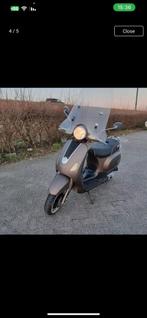 Scooter berini 2017 blauw kenteken, Fietsen en Brommers, Overige merken, Gebruikt, Ophalen of Verzenden, Benzine