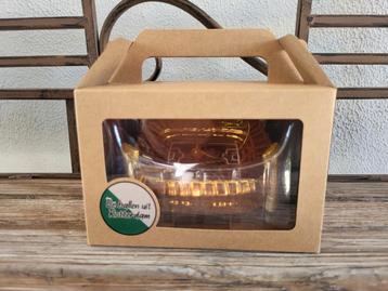 Feyenoord stadion de Kuip kerstbal goud Nieuw in verpakking  beschikbaar voor biedingen