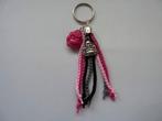 Gehaakte sleutelhanger met buddha  (fuchsia), Verzamelen, Sleutelhangers, Ophalen of Verzenden, Nieuw