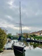 FOX 22 (2008) Kajuit-zeilboot, 8 pk Mercury buitenboordmotor, Watersport en Boten, Ophalen, Zo goed als nieuw, Tour-wedstrijdjacht
