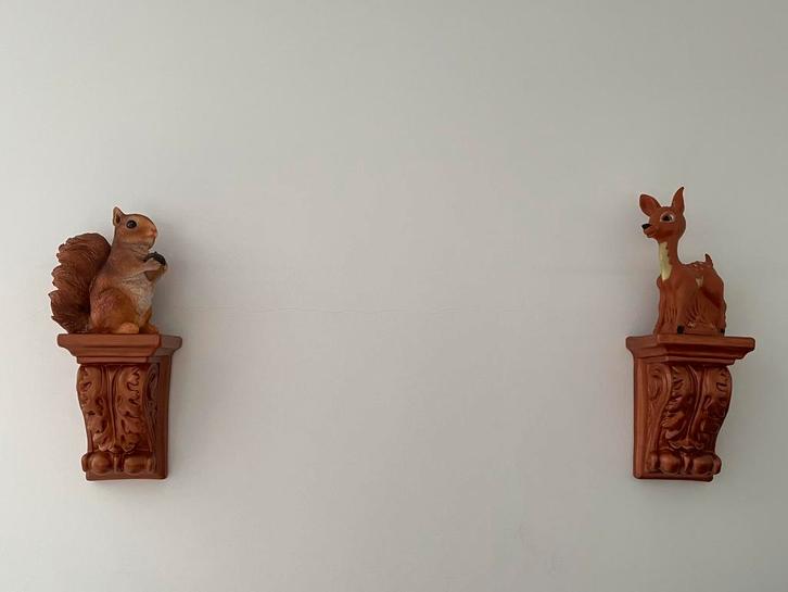 2 schattige gerestylde diertjes op wandhangers, Huis en Inrichting, Woonaccessoires | Wanddecoraties, Nieuw, Ophalen of Verzenden