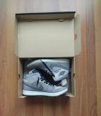 Nike Air Jordan 1 Mid SE Crater Grey University Blue, Blauw, Nike, Ophalen of Verzenden, Zo goed als nieuw