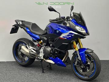BMW F 900 XR | Alle pakketten | Racing blue | Wunderlich zad beschikbaar voor biedingen