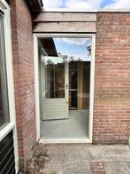 Houten raamkozijn met dubbel glas, Doe-het-zelf en Verbouw, Kozijnen en Schuifpuien, Kunststof, Gebruikt, Raamkozijn, Inclusief glas