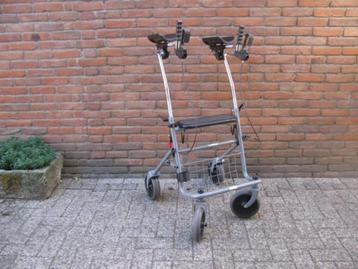 Onderarm rollator Drive verkeert in nieuwstaat beschikbaar voor biedingen