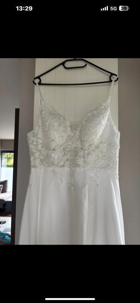 Prachtige Trouwjurk - Klaar voor Jouw Dag!, Kleding | Dames, Trouwkleding en Trouwaccessoires, Zo goed als nieuw, Trouwjurk, Wit