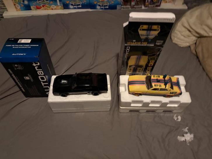 Mad max auto art mad dda big bopper dirt, Hobby en Vrije tijd, Modelauto's | 1:18, Zo goed als nieuw, Overige merken, Ophalen of Verzenden