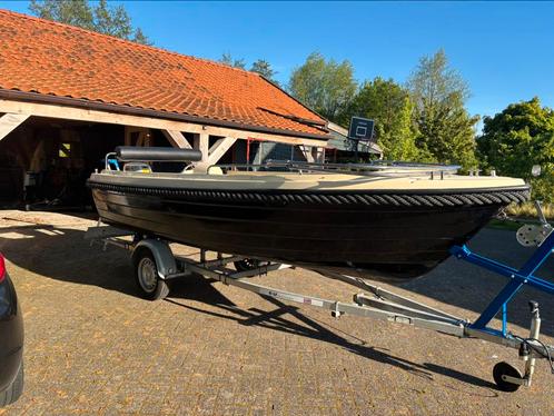 Consoleboot / sloep | incl 8pk motor en trailer, Watersport en Boten, Motorboten en Motorjachten, Zo goed als nieuw, Polyester