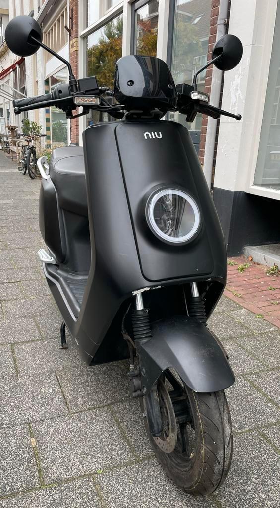NIU N1S Elektrische Scooter - Topstaat!, Fietsen en Brommers, Brommeronderdelen | Scooters, Zo goed als nieuw, Overige merken