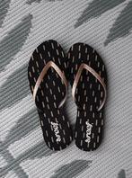 ZGAN Reef slippers maat 40 van €30,- voor €10,-, Slippers, Zwart, Ophalen of Verzenden, Zo goed als nieuw