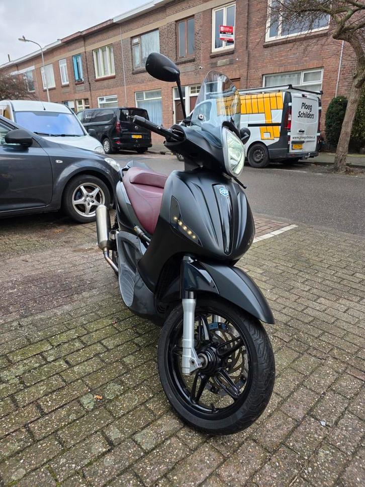 Piaggio Beverly 350cc Sport Touring, Fietsen en Brommers, Scooters | Piaggio, Overige modellen, Benzine, Ophalen