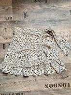 Shein wikkelrokje ruffles dierenprint, Kleding | Dames, Rokken, Verzenden, Beige, Nieuw, Maat 34 (XS) of kleiner