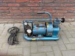Handzame compacte compressor, Doe-het-zelf en Verbouw, Compressors, Ophalen, Gebruikt, 6 tot 10 bar, Minder dan 200 liter/min