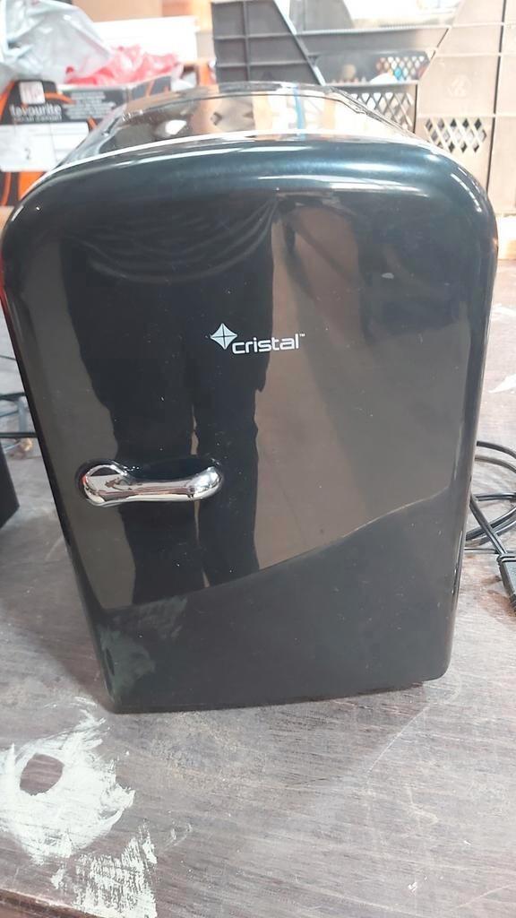 12 volt koelkastje voor blikjes. Kan ook verwarmen. Getest., Huis en Inrichting, Keuken | Keukenelementen, Zo goed als nieuw, Ophalen of Verzenden