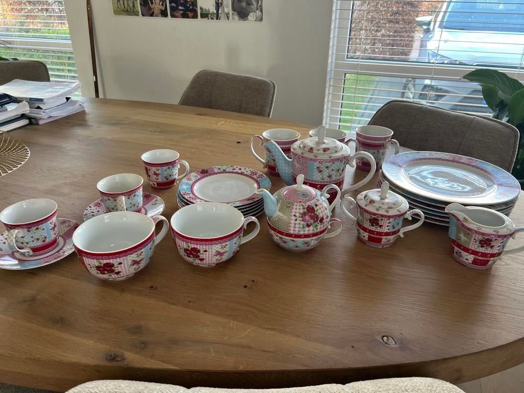 Servies zo goed als nieuw, Huis en Inrichting, Keuken | Servies, Ophalen, Zo goed als nieuw, Overige stijlen, Aardewerk