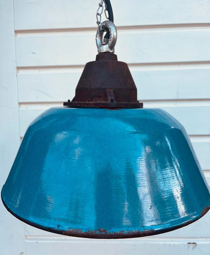 Industriële hanglamp, blauw! Szarvasi!, Huis en Inrichting, Lampen | Hanglampen, Zo goed als nieuw, Minder dan 50 cm, Overige materialen
