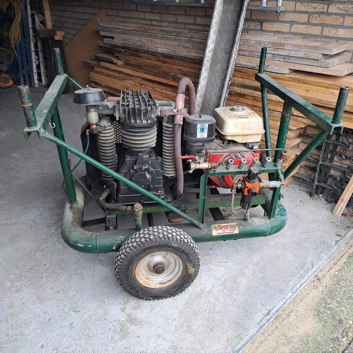 Mobiele compressor met Honda motor, Doe-het-zelf en Verbouw, Compressors, Gebruikt, 6 tot 10 bar, Mobiel, Verzenden
