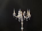 Staande oude kroonluchter met kristallen bladpegels, Ophalen