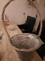 Rieten mand met hengsel, Ophalen of Verzenden, Zo goed als nieuw, Ovaal, Riet