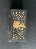 Pokemon Pikachu ETB Brilliant Energy Black Gold Gift Box, Ophalen of Verzenden, Nieuw, Overige typen, Foil