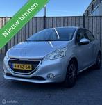 Peugeot 208 1.2 VTi Envy/ Airco/Navi/Nieuwe distrubutieriem, Voorwielaandrijving, Euro 5, Gebruikt, Zwart
