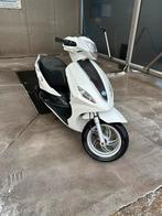 Piaggio new fly 2013, Ophalen, Zo goed als nieuw, Fly