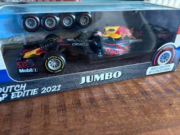 Max Verstappen RB16-2021 1:24 beschikbaar voor biedingen