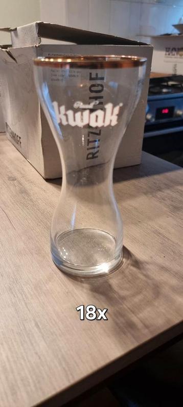 verschillende bierglazen 10 euro per doos beschikbaar voor biedingen